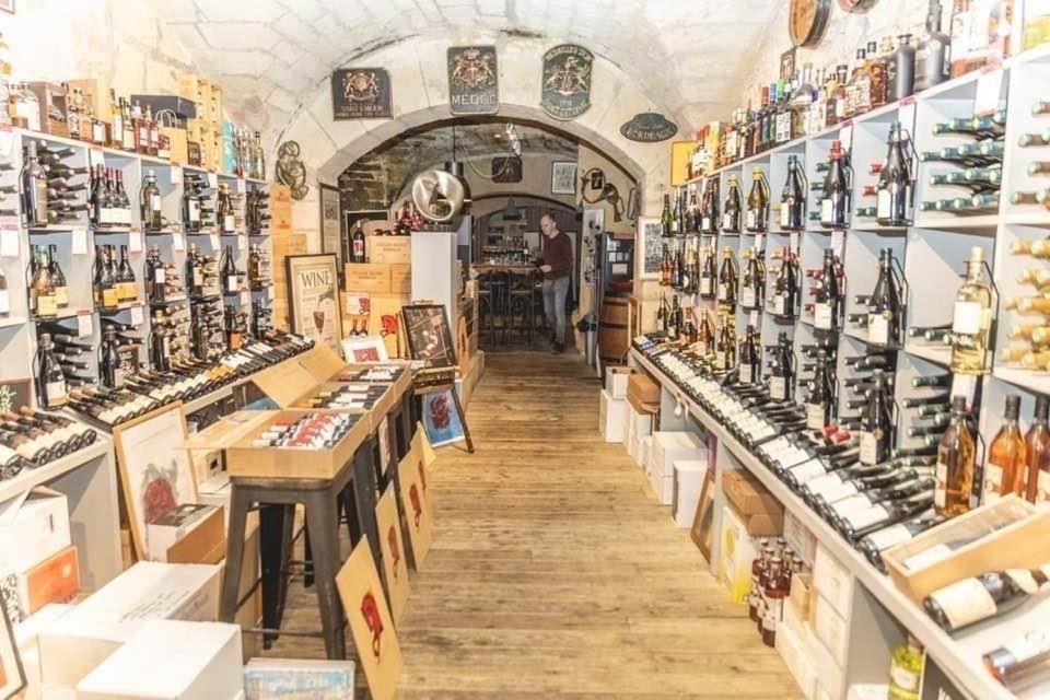 Bordeaux Village 布拉耶圣卢斯 外观 照片