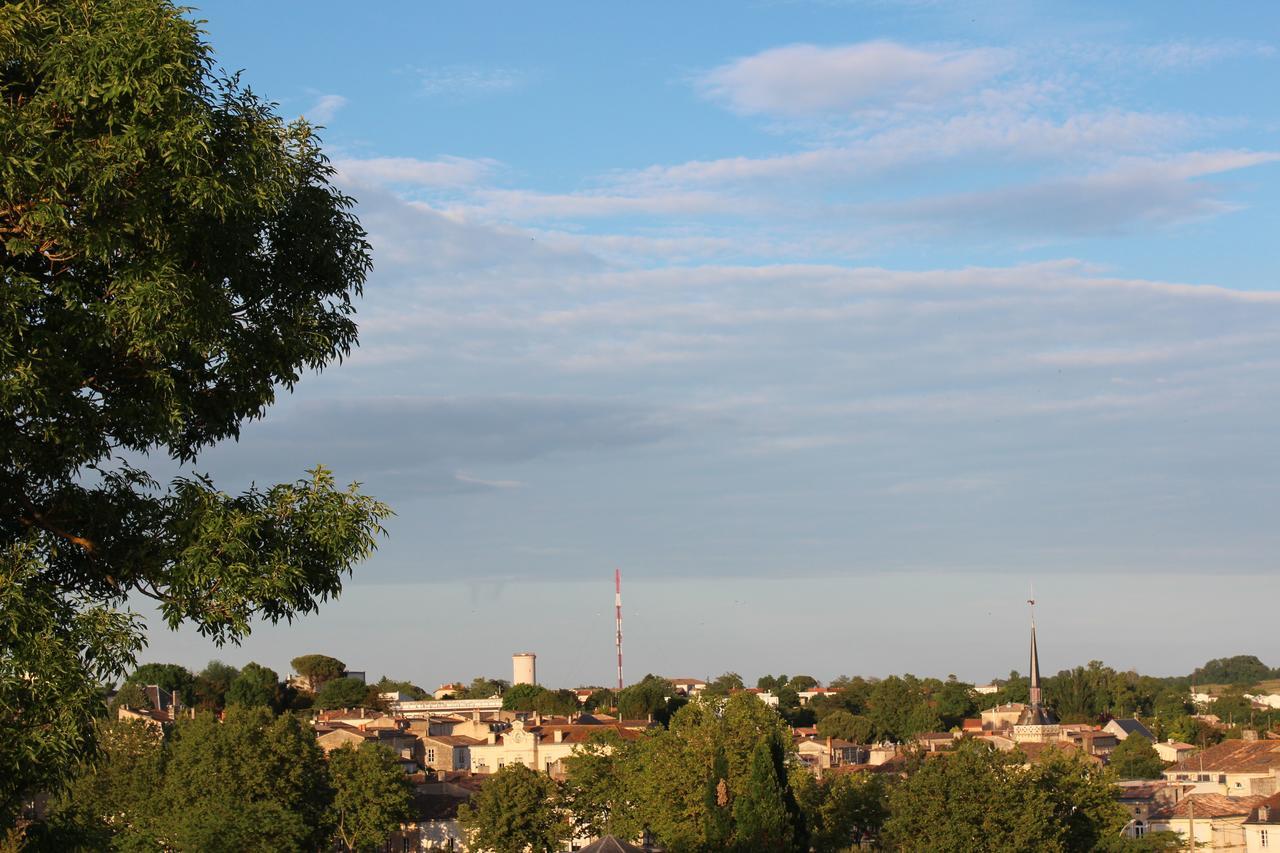 Bordeaux Village 布拉耶圣卢斯 外观 照片